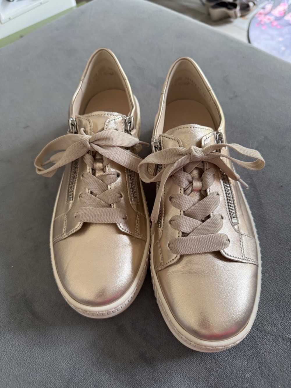 Gabor Women's Metallic Gold Lace-Up Sneakers